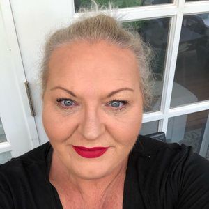 Meet your Posher, Tracey